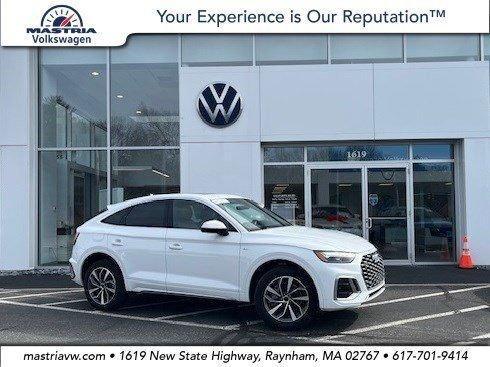 Arkona White 2024 Audi Q5 45 S line quattro Premium