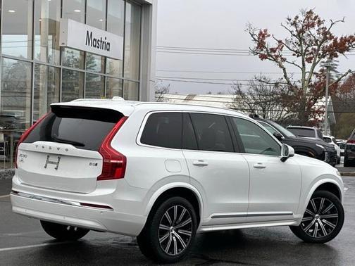 2024 Volvo XC90 B5 Core Bright Theme