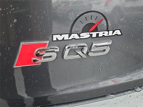 2022 Audi SQ5 3.0T Premium