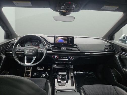 Daytona Gray Pearl Effect 2022 Audi SQ5 3.0T Premium