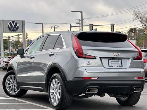 2023 Cadillac XT4 Luxury