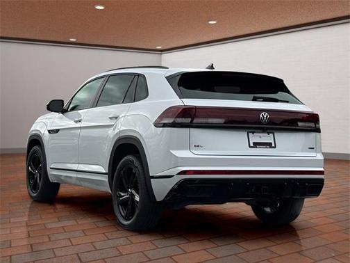 2026 Volkswagen Atlas Cross Sport 2.0T SEL R-Line Black