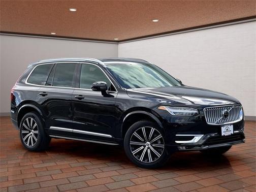 2025 Volvo XC90 B6 Plus 7-Seater