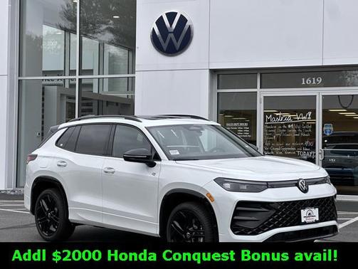 2026 Volkswagen Tiguan 2.0T SE R-Line Black