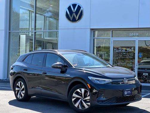 2023 Volkswagen ID.4 Pro