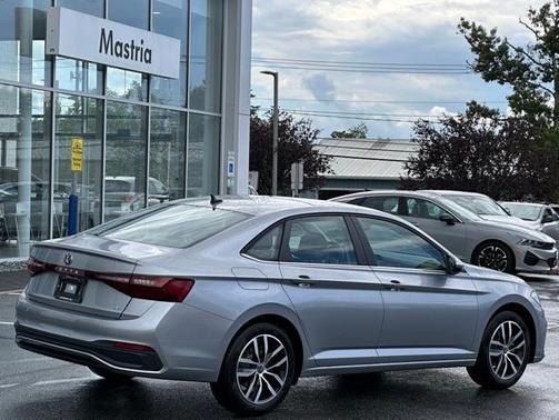 2025 Volkswagen Jetta 1.5T SE