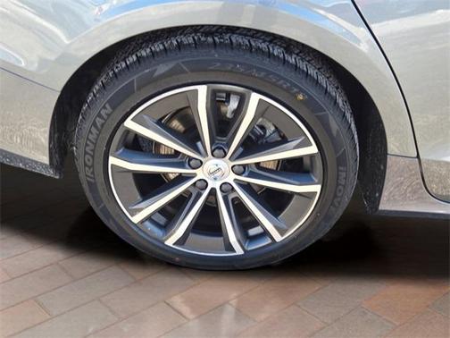 2021 Volvo S60 T5 Momentum