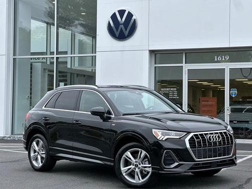 2024 Audi Q3 45 S line Premium