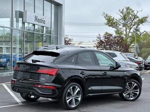 2023 Audi Q5 45 S line Prestige