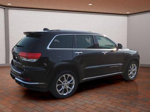 2020 Jeep Grand Cherokee Summit