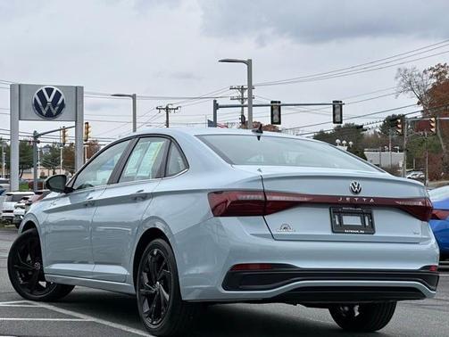 2025 Volkswagen Jetta 1.5T SE