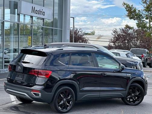 2022 Volkswagen Taos 1.5T SE