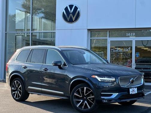 2024 Volvo XC90 B6 Plus Bright Theme 7-Seater