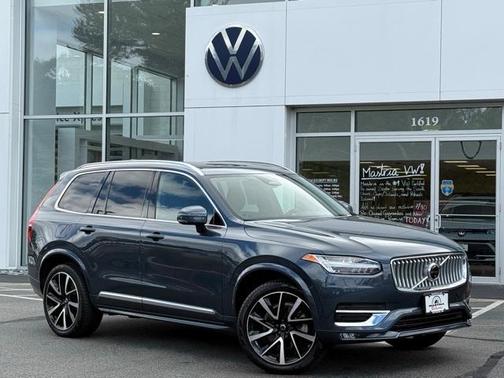 2024 Volvo XC90 B6 Plus Bright Theme 7-Seater