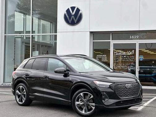 2024 Audi Q4 e-tron 55 quattro Premium