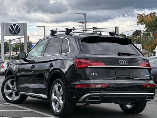 2022 Audi Q5 45 S line Premium Plus