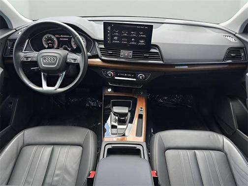 2022 Audi Q5 45 S line Premium Plus
