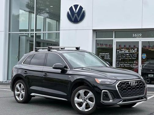 2022 Audi Q5 45 S line Premium Plus