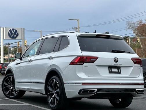 2024 Volkswagen Tiguan 2.0T SEL R-Line