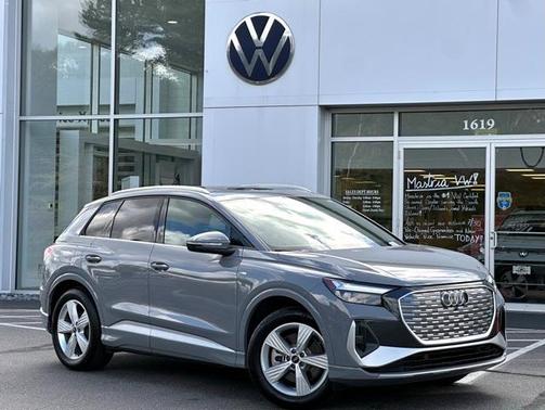 2024 Audi Q4 e-tron 55 quattro Premium