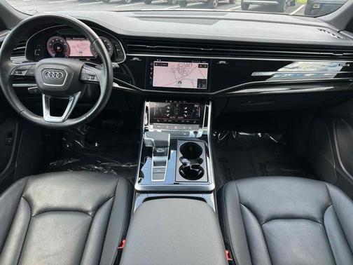 2023 Audi Q7 45 Premium