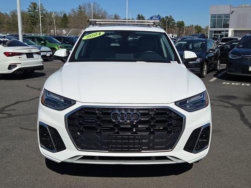 Arkona White 2024 Audi Q5 45 S line quattro Premium