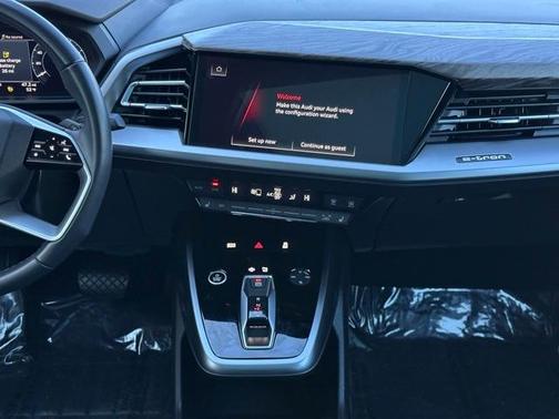 2024 Audi Q4 e-tron 50 Premium