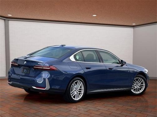 2024 BMW 530 i xDrive