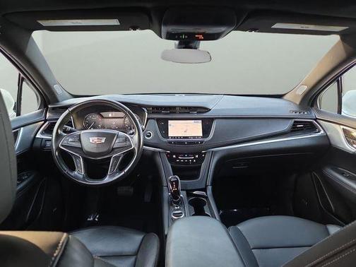 Crystal White Tri-Coat 2021 Cadillac XT5 Premium Luxury