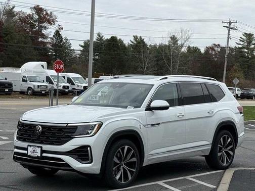 2026 Volkswagen Atlas 2.0T SEL Premium R-Line