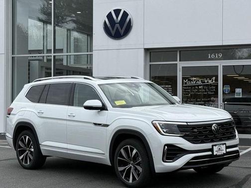 2026 Volkswagen Atlas 2.0T SEL Premium R-Line