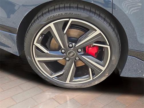 2025 Audi S6 e-tron Premium