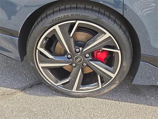 2025 Audi S6 e-tron Premium