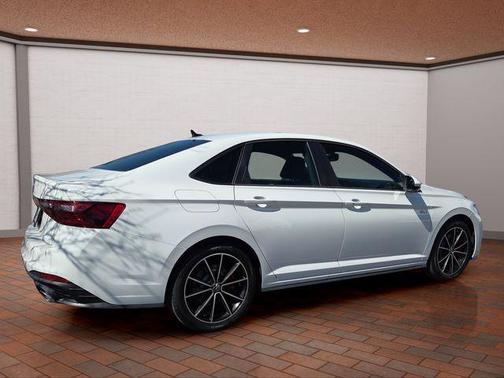 2025 Volkswagen Jetta GLI 2.0T Autobahn