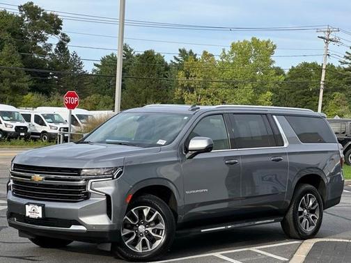 2022 Chevrolet Suburban LT