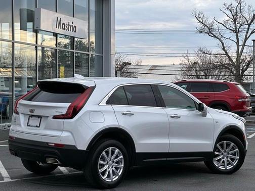 2023 Cadillac XT4 Luxury