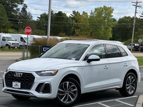 2023 Audi Q5 45 S line quattro Premium