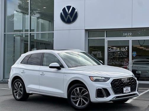 2023 Audi Q5 45 S line quattro Premium