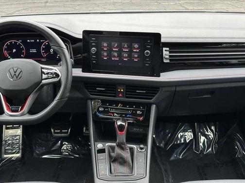 2025 Volkswagen Jetta GLI 2.0T Autobahn