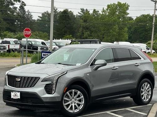 2023 Cadillac XT4 Luxury