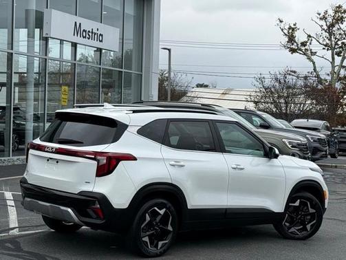 2024 Kia Seltos EX