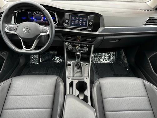 2022 Volkswagen Jetta 1.5T SE