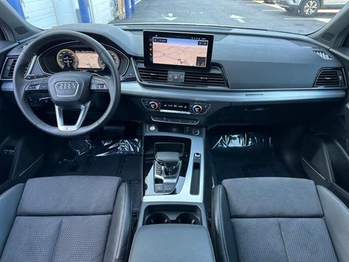 2024 Audi Q5 e 55 S line quattro Premium