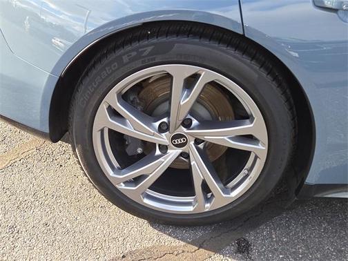 2023 Audi e-tron GT Premium Plus