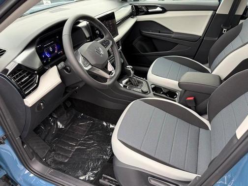 2025 Volkswagen Taos 1.5T S