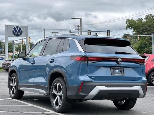 2025 Volkswagen Tiguan 2.0T SE