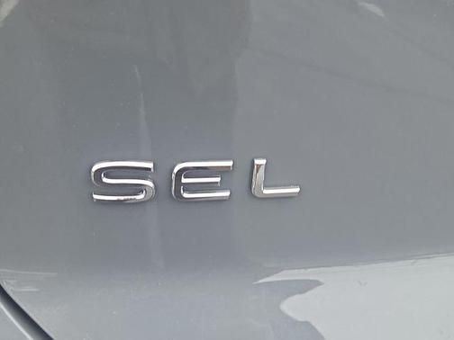 Pure Gray 2026 Volkswagen Atlas Cross Sport 2.0T SEL Premium R-Line