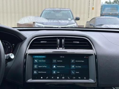 2019 Jaguar F-PACE 30t Prestige