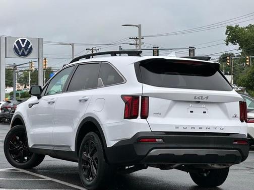 2022 Kia Sorento S