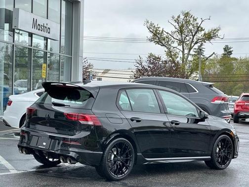 2025 Volkswagen Golf R 2.0T Black Edition